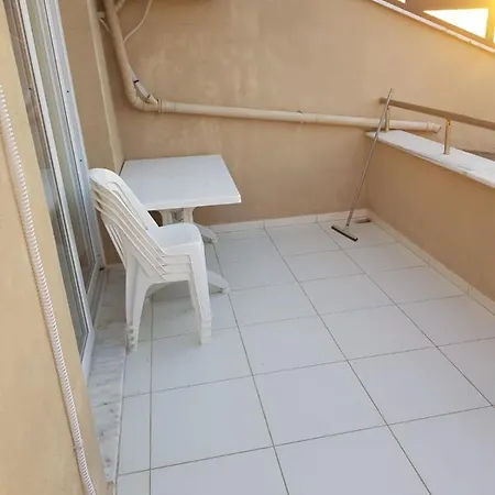 Ege Yildizi Sitesi 아파트 *