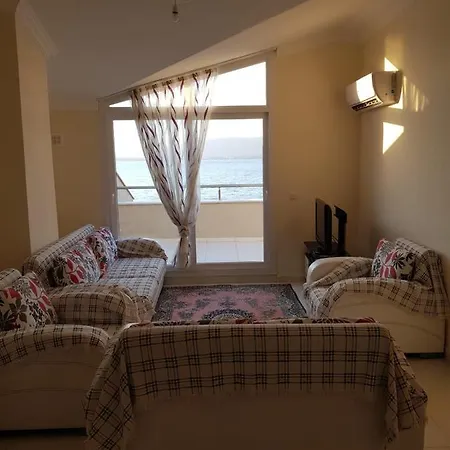 Ege Yildizi Sitesi *