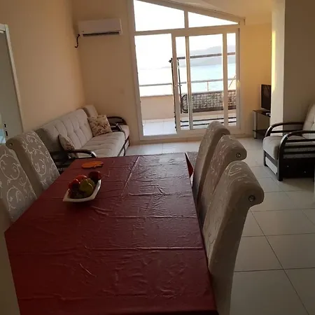 아파트 Ege Yildizi Sitesi *